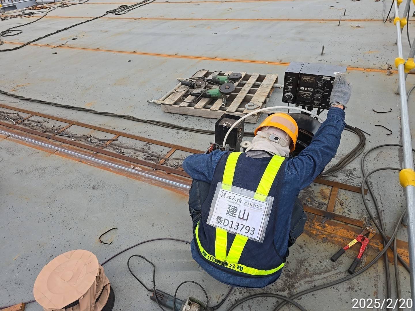 14B節塊第2階段電銲作業