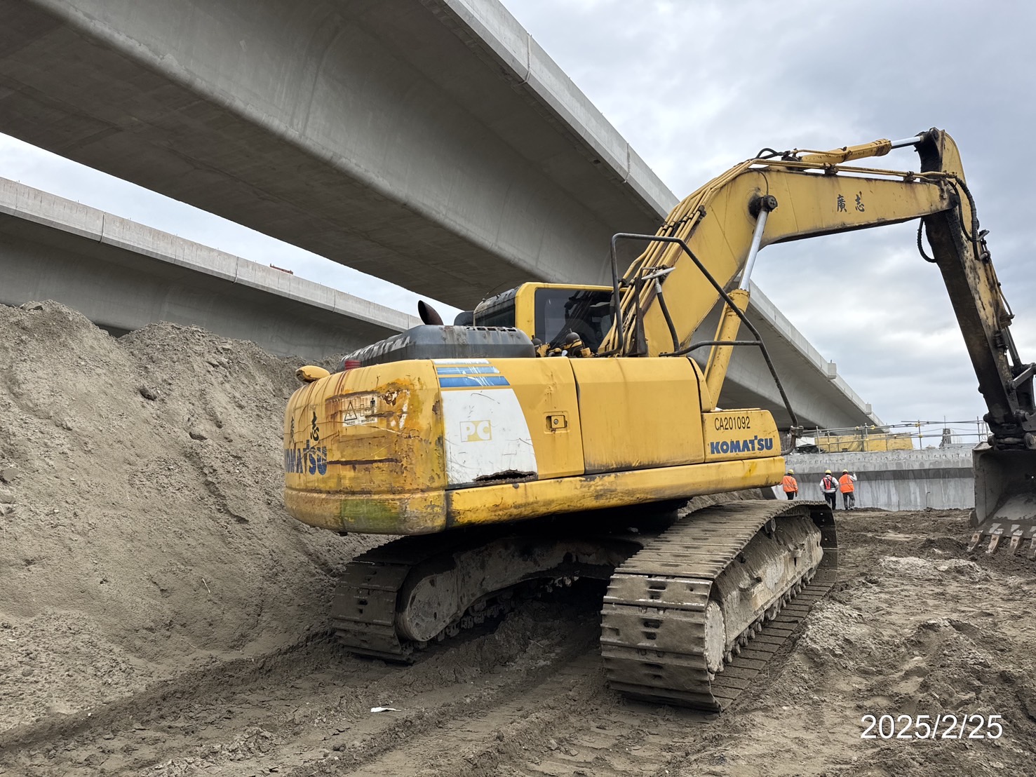 RR2擋土牆回填施作