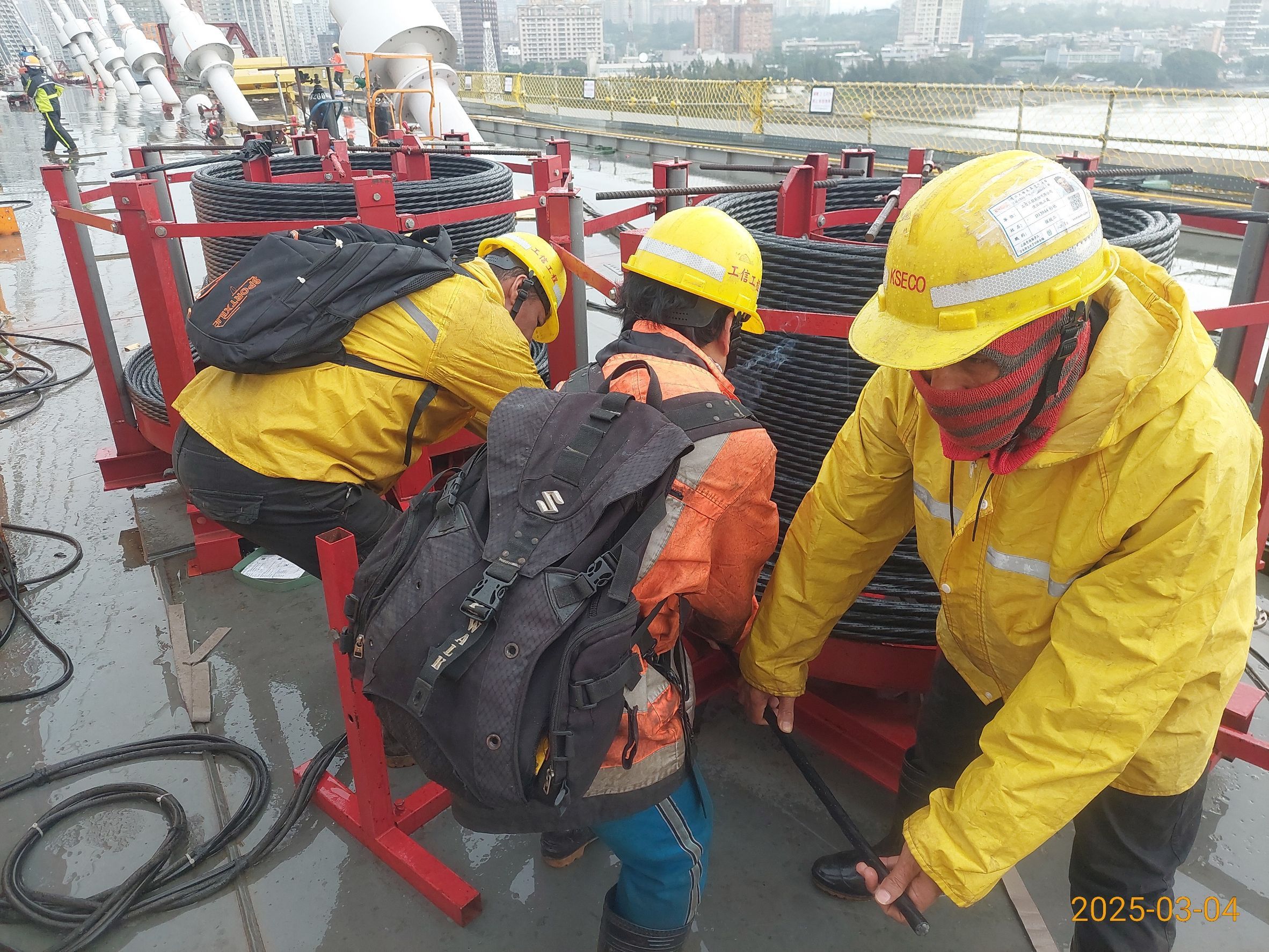 BE7、BW7-斜索施拉作業