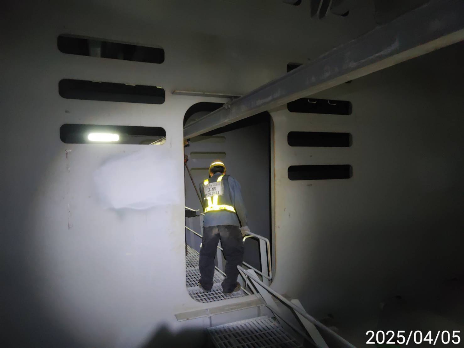 10B節塊維修步道安裝作業