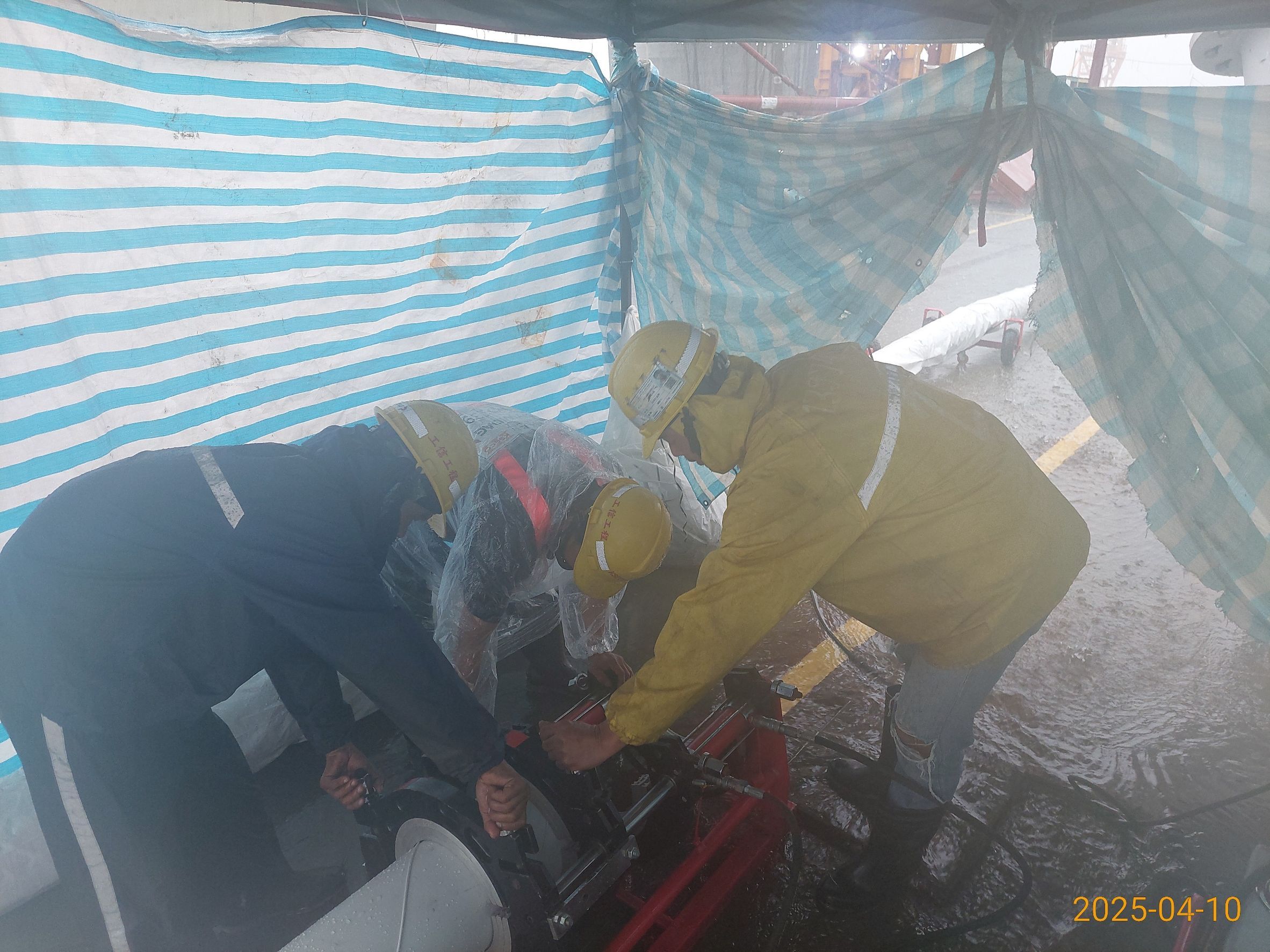 斜拉鋼索前置作業