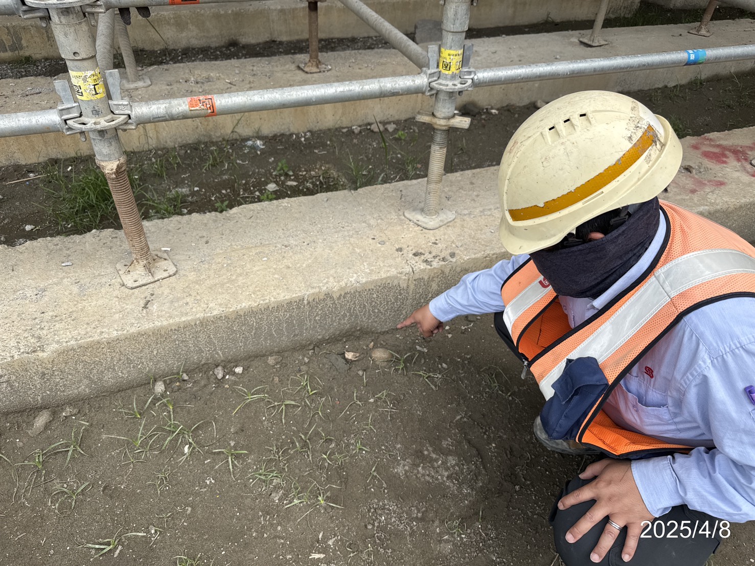 U4單元場撐第2階段支撐架架設