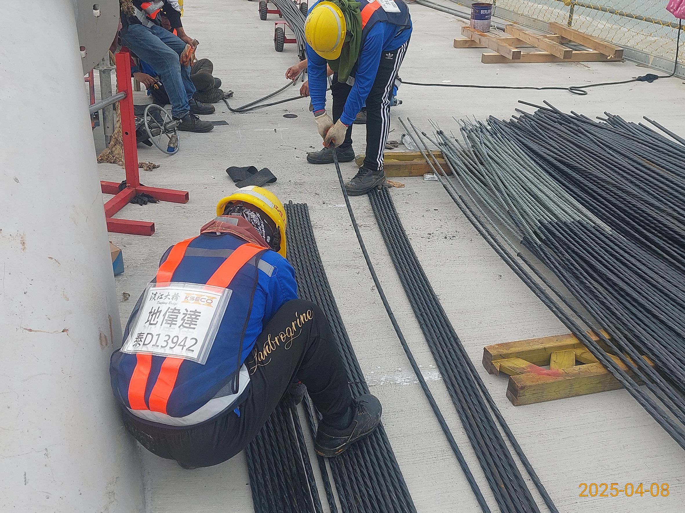 P140錨固鋼索前置作業