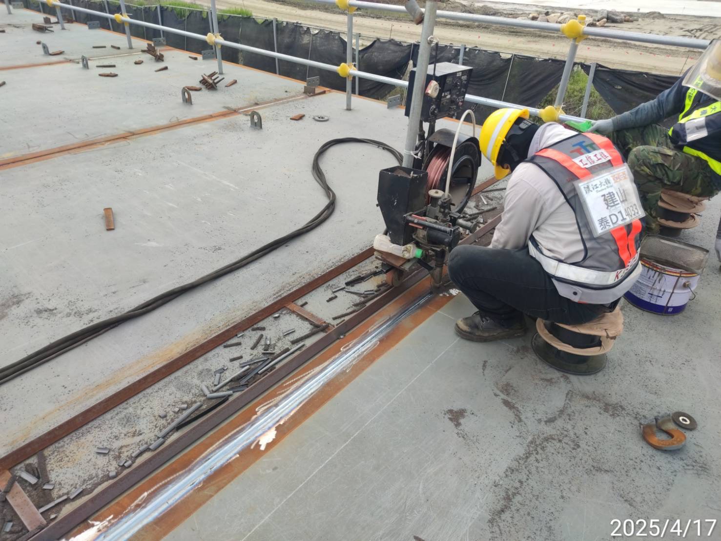 20B節塊第1階段電銲