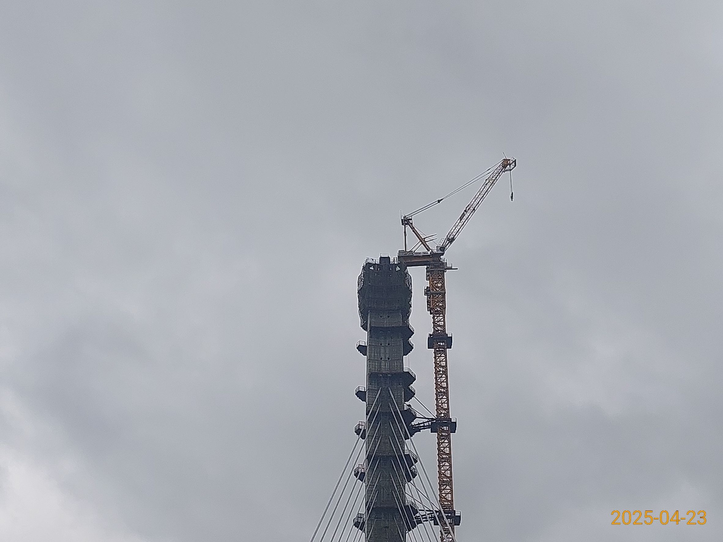 U48節塊E19鋼箱測量調整