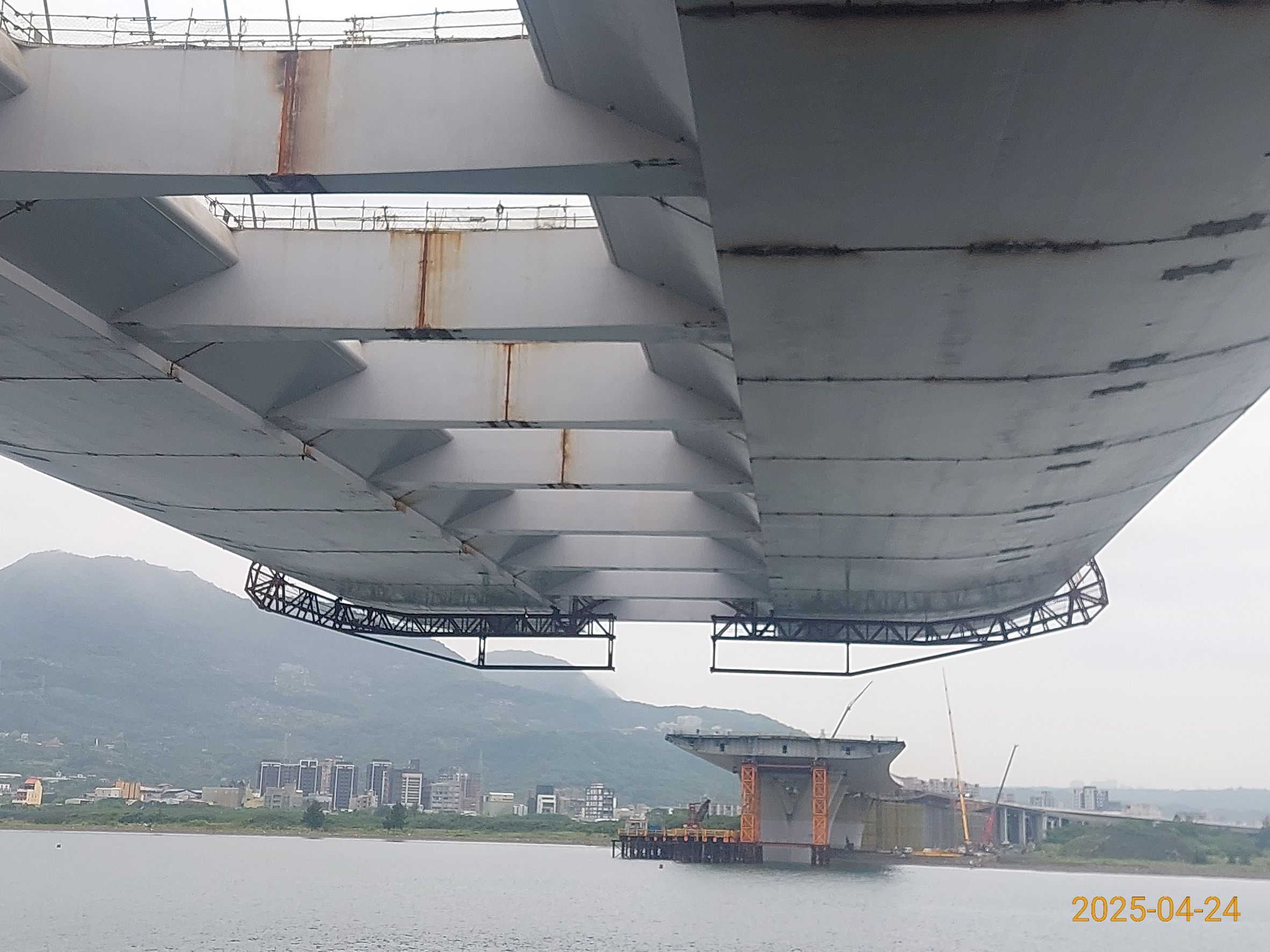 10B11B節塊端口及電銲