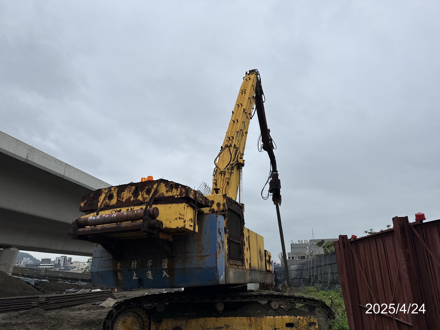 RL1-L7~L6-2擋土牆鋼板樁拔除