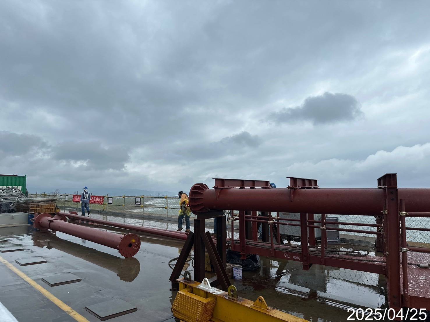 塔吊第7階側撐之水平撐施作