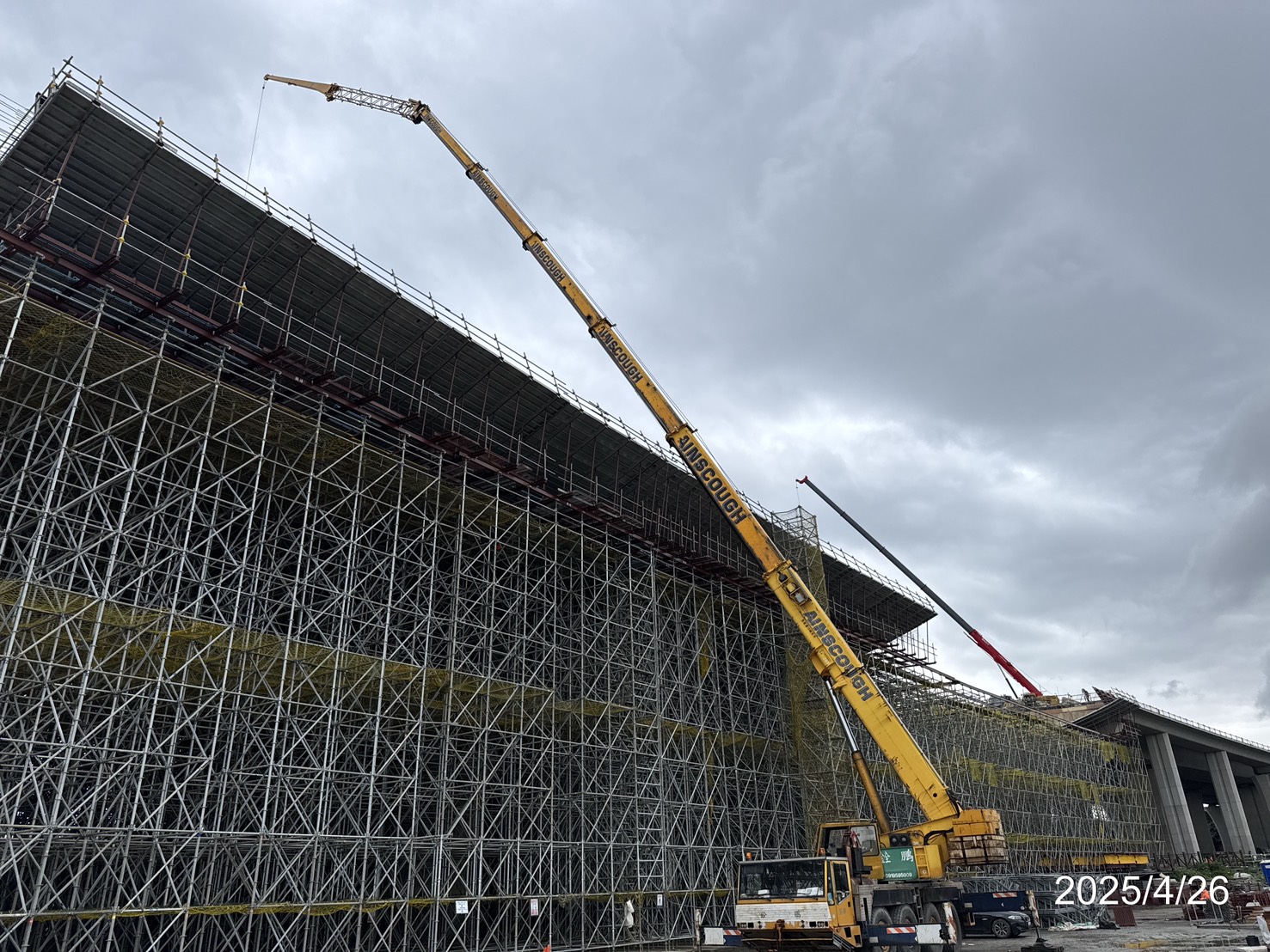 U4單元場撐第1階段頂版模板組立作業