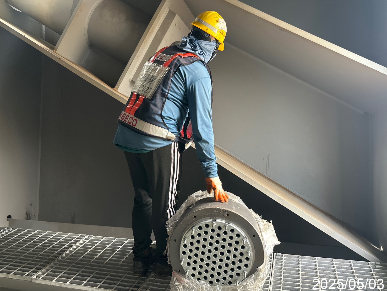 12B(E.W)斜拉鋼索施拉前置作業