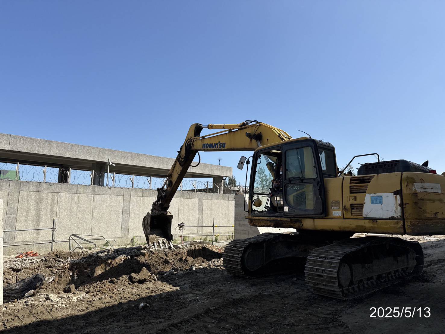 RL1重力式擋土牆降挖