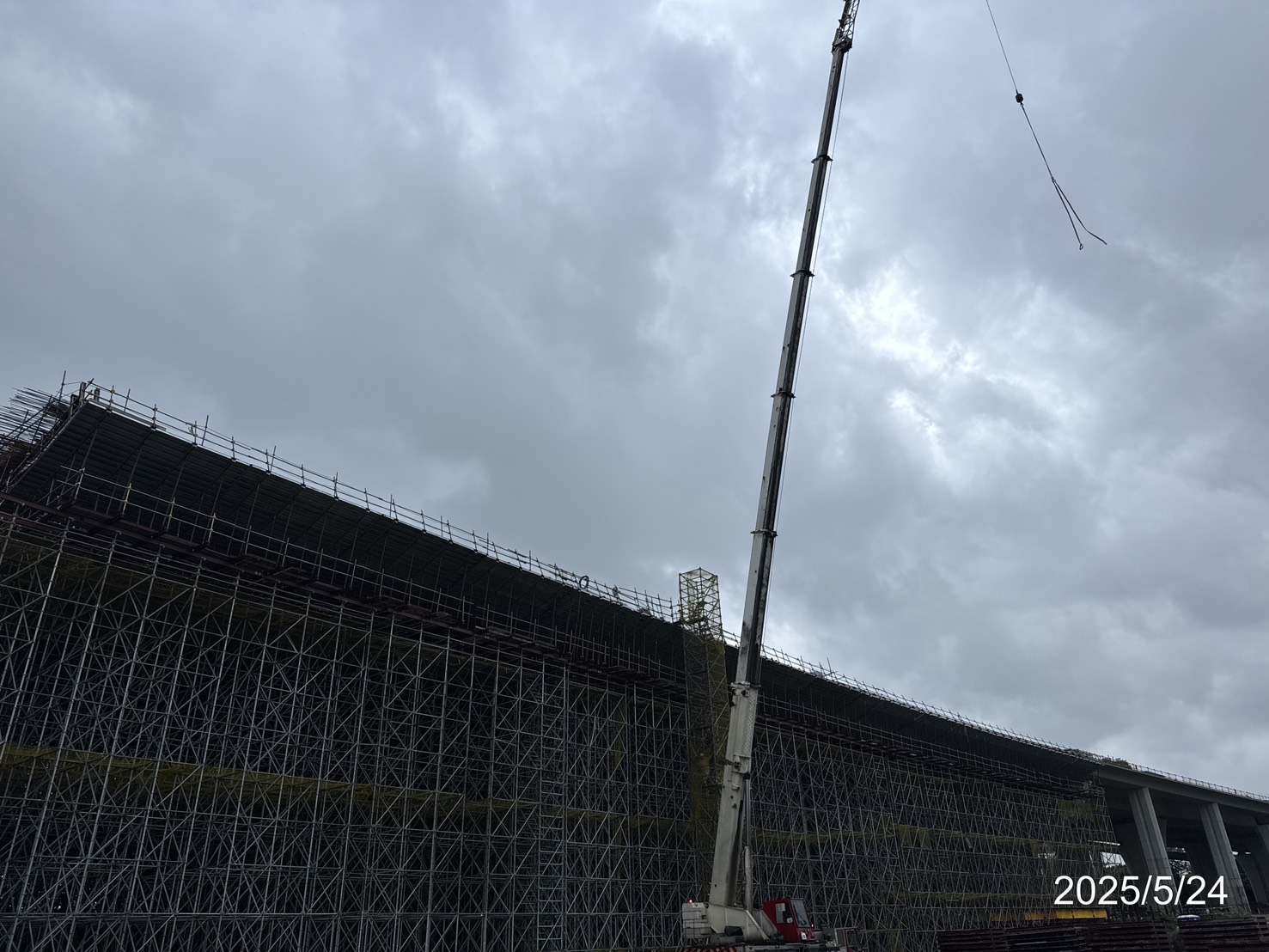 U4單元場撐第2階段底腹版鋼筋綁紮