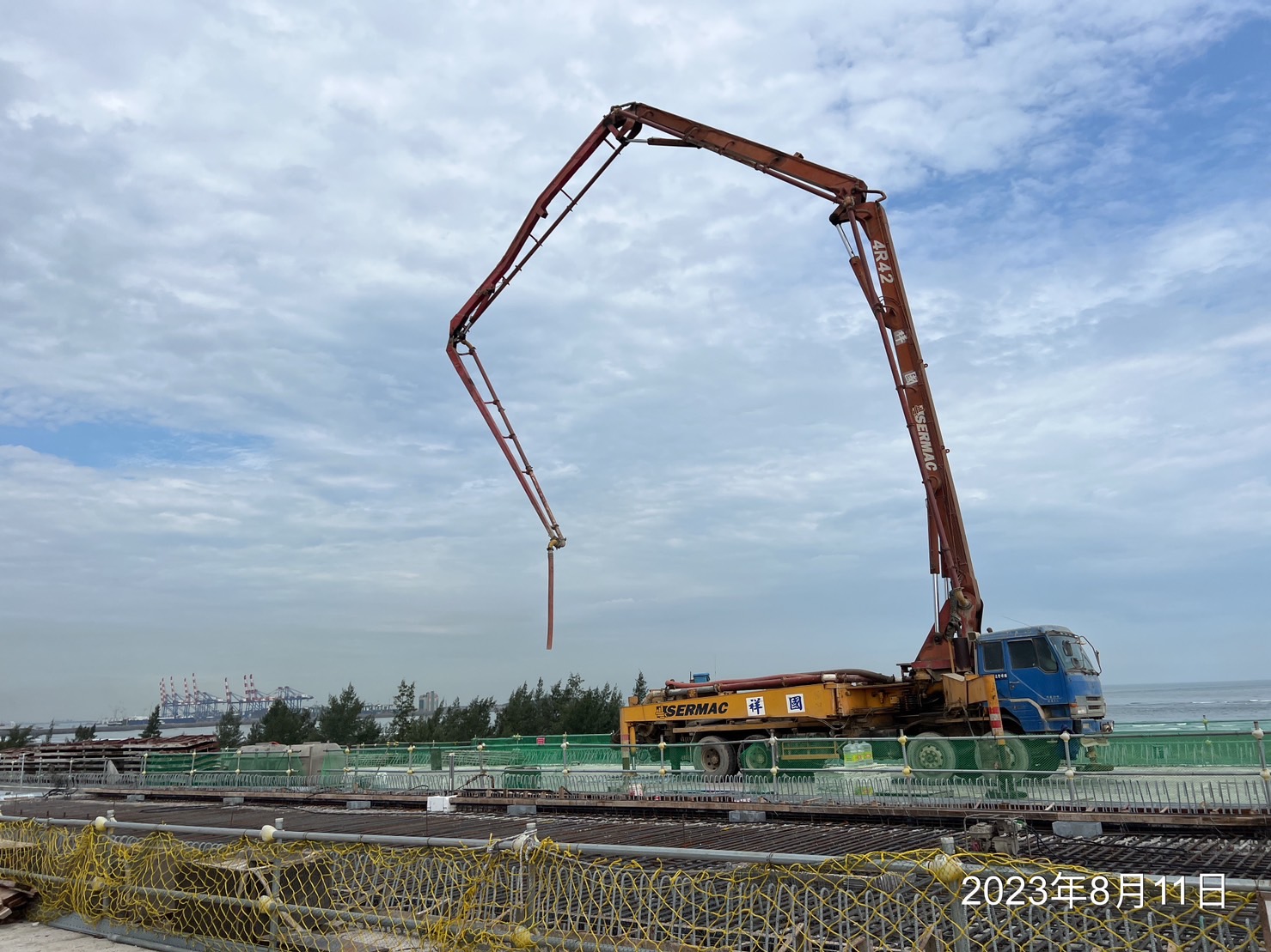 L03-2場撐段頂版混凝土澆置
