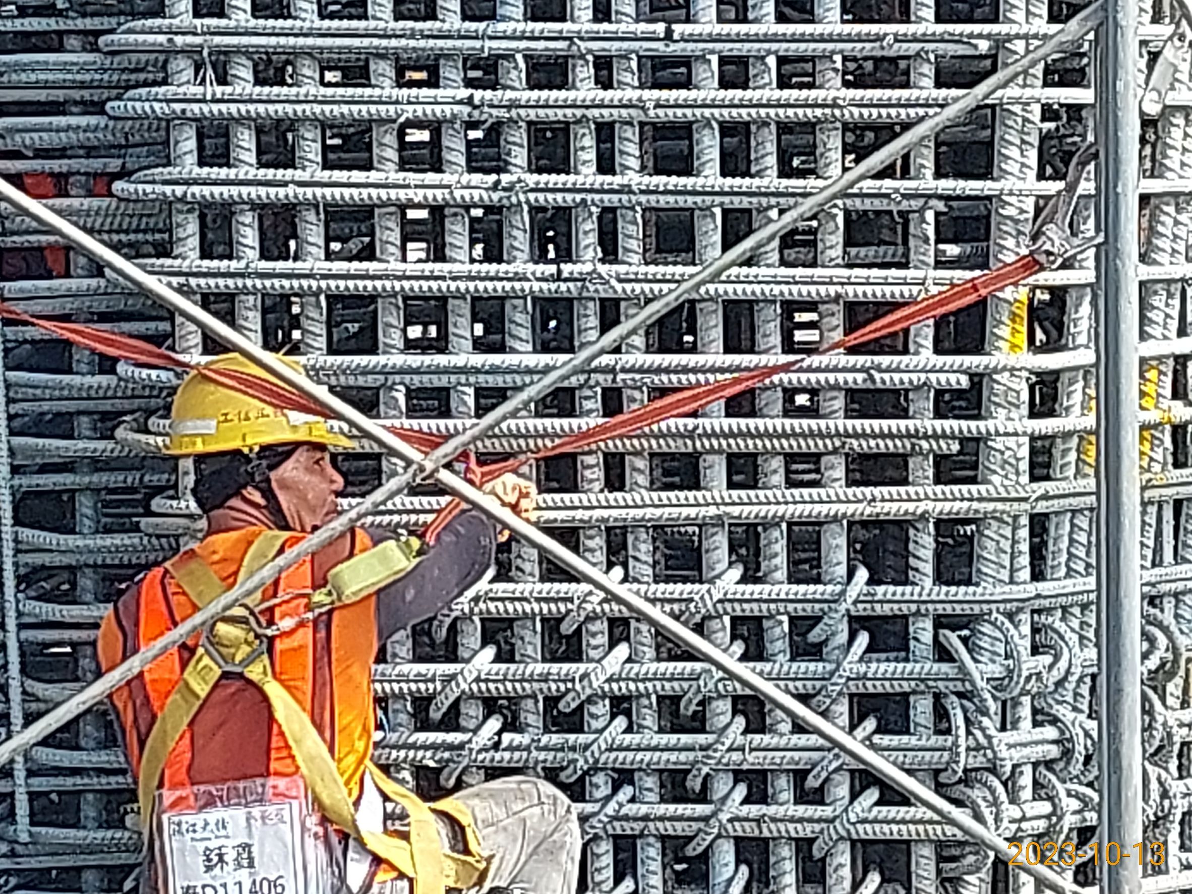 P18NL墩柱第4、5昇層鋼筋綁紮