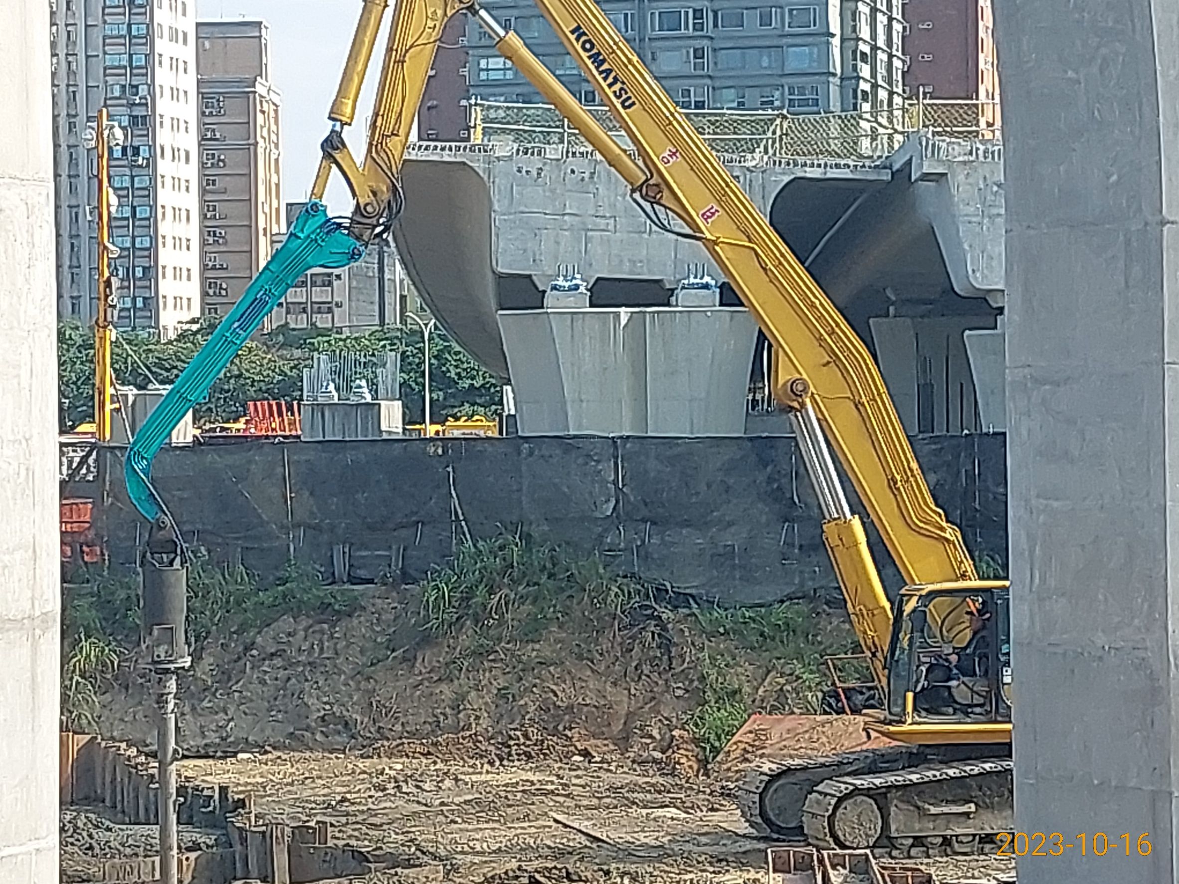 RL2P3圍堰鋼板樁引孔